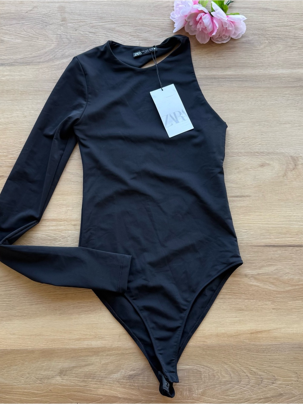 ZARA Black Long-Sleeve One-Piece Bodysuit XS Crew Neck one shoulder crew neck